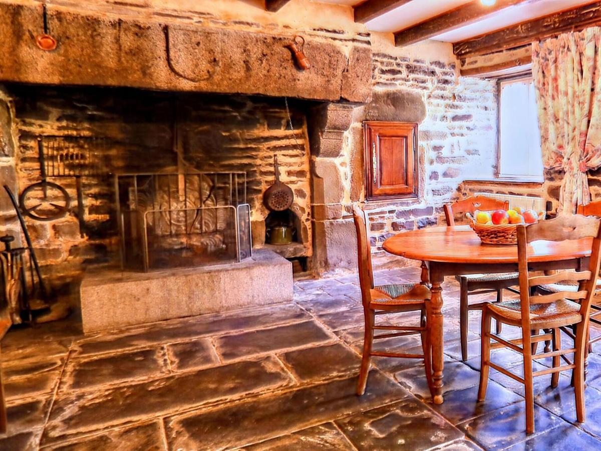 Holiday Home Close To Normandy Montaigu-les-Bois Екстер'єр фото