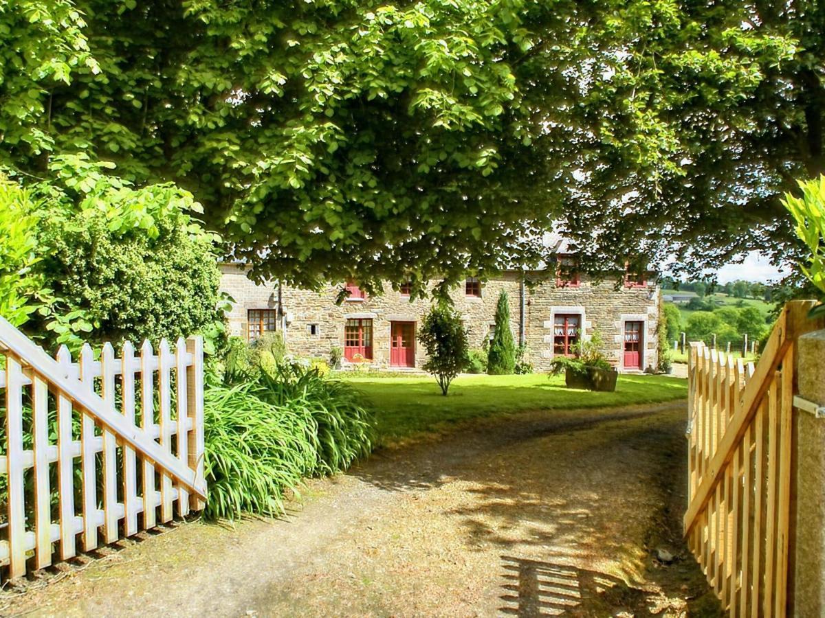 Holiday Home Close To Normandy Montaigu-les-Bois Екстер'єр фото