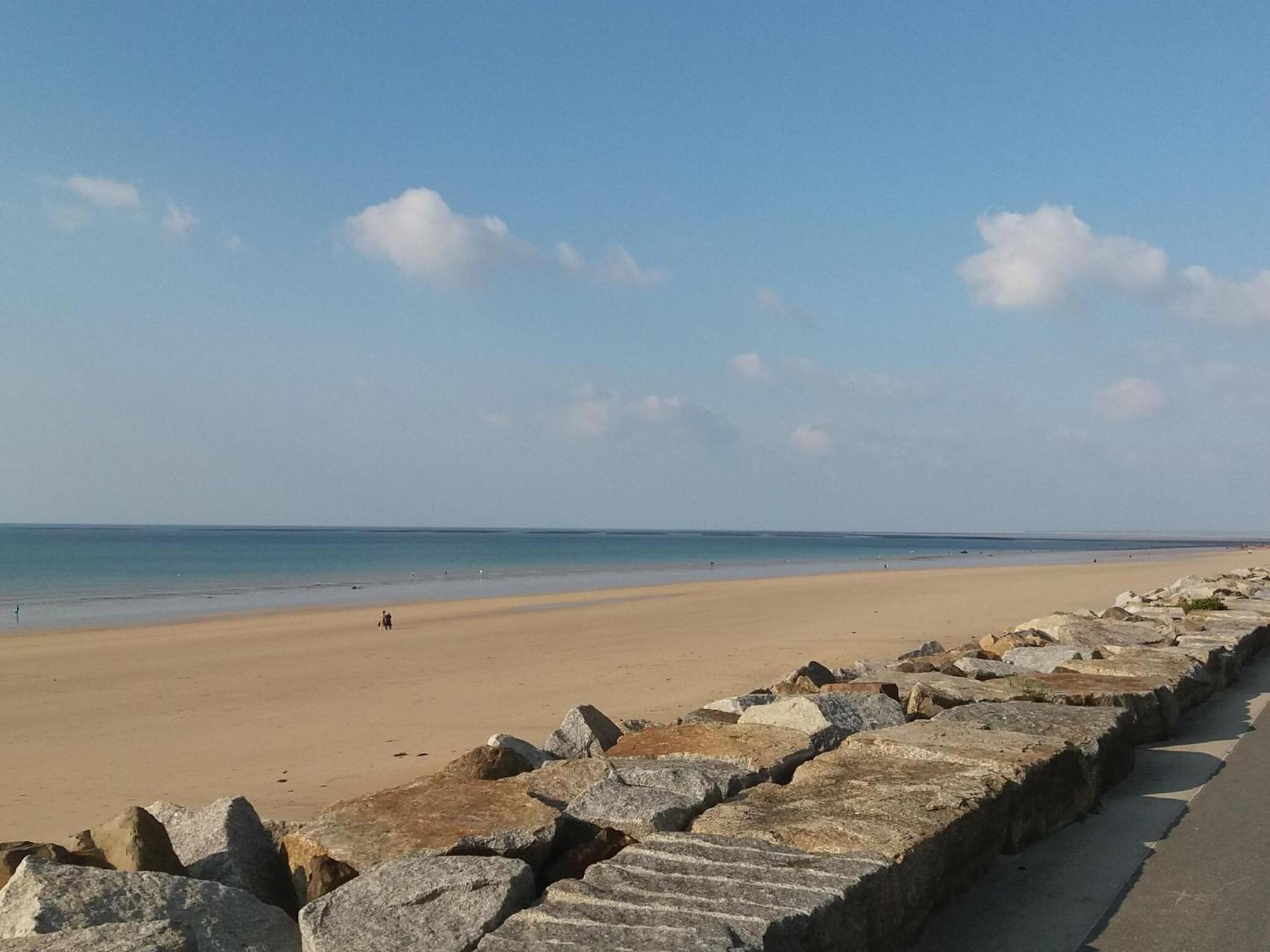 Holiday Home Close To Normandy Montaigu-les-Bois Екстер'єр фото